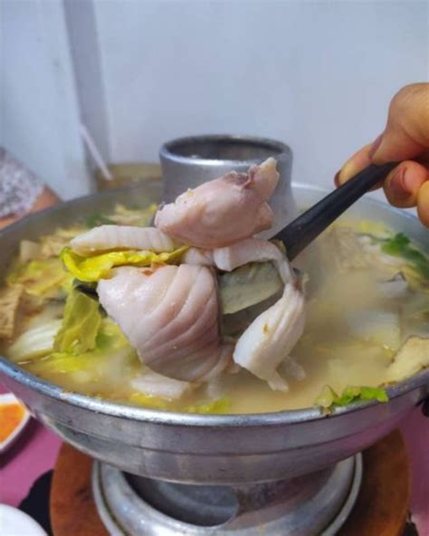 Where To Find The Best Fish Head Steamboat In Singapore