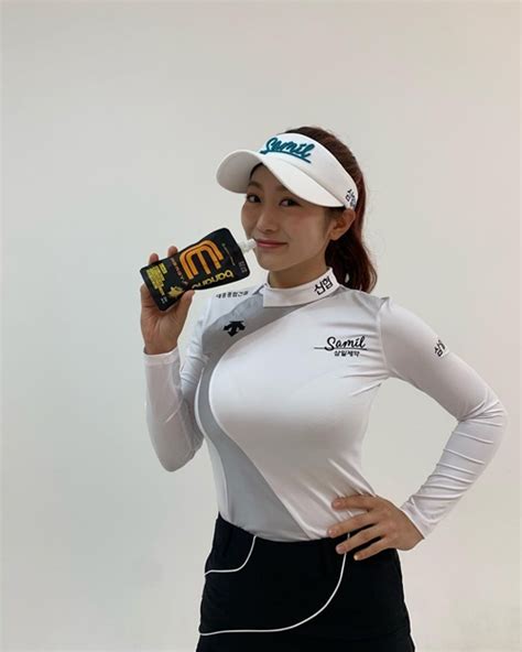 美女ゴルファー、アン・ソヒョンの“完璧ボディ”が話題！「モデル級」とファン騒然【photo】（スポーツソウル日本版）