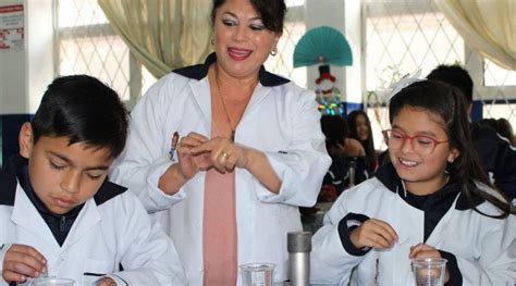 Unidad Educativa Sucre Celebra A Os De Vida Institucional Quito