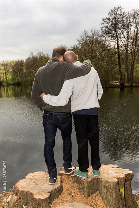 Pareja Gay De Enamorados Viendo El Paisaje Stock Photo Adobe Stock