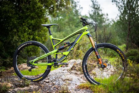 Fox 2016 Float 36 Fit Rc2 Suspension Fork Reviews Comparisons Specs