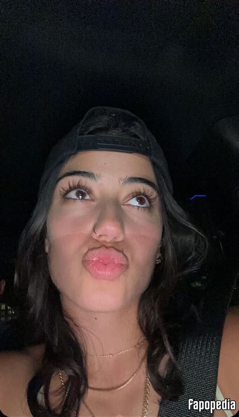 Sara Saffari Nude Leaks Photo Fapopedia