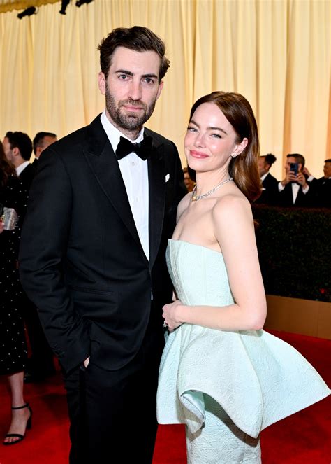 Emma Stone E Dave Mccary Bacio Agli Oscar Storia D Amore Vogue