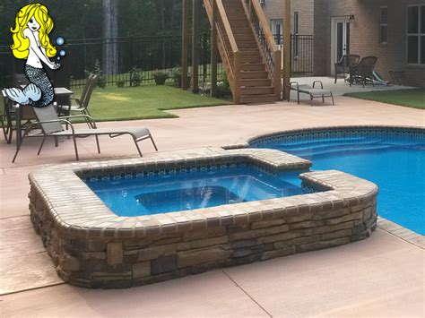 Fiberglass Spas - Tallman Pools