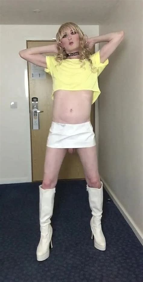 Sissy Sandra Posing Yellow And White Nude Pics Xhamster