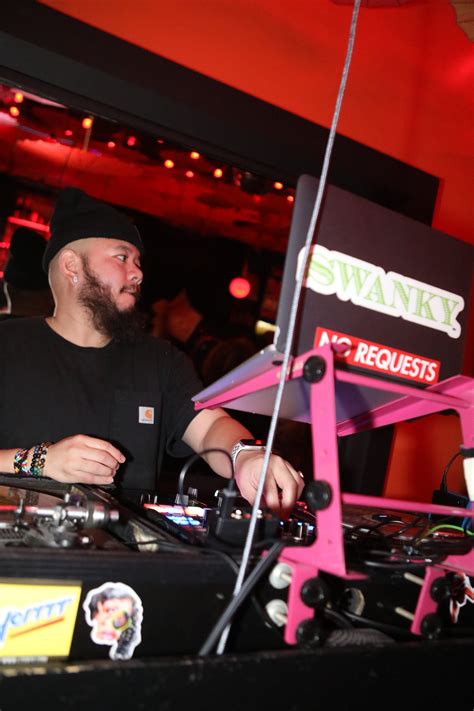 Gallery 2 — The Skinny Bar & Lounge