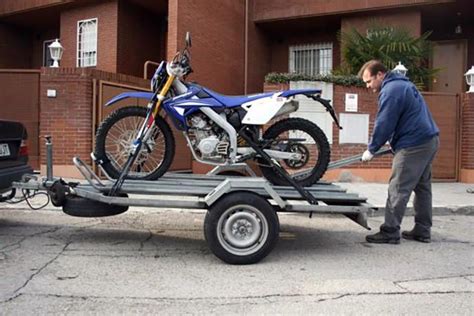 Interactuar Excepto Por Ruido Caballete Transporte Moto Hubert Hudson