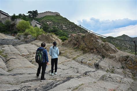 Two Busted For Damaging Great Wall Of China With Excavator