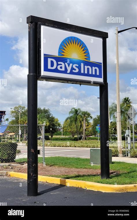 Days Inn SIgn International Drive Orlando Florida Stock Photo - Alamy