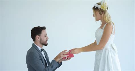 Meaning Eloping – Love, Escape, and a New Beginning - Hackerella