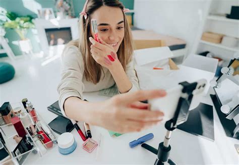 Top 10 Private Label Cosmetics Companies And How To Choose One Sttark