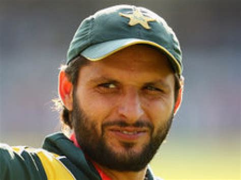 Latif wants Afridi to put back retirement plans - Cricket365