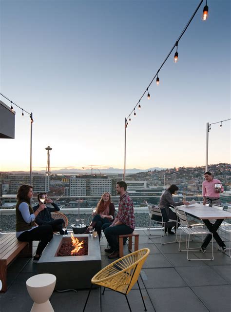 Restaurant Review Mbar South Lake Union S New Rooftop Jewel Seattle Met