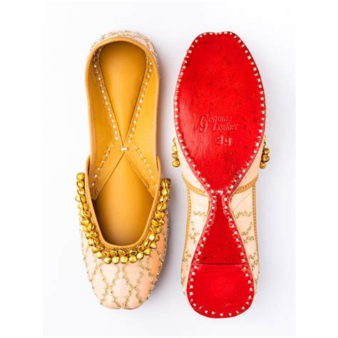 nr  nidhi rathi embellished baby pink juttis buy nr  nidhi rathi