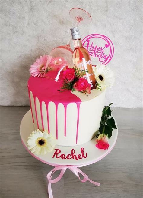 Pin By Emma Ushija On Cakes Womens Pretty Birthday Cakes Beautiful