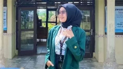 Foto Jago Bahasa Inggris Terungkap Cita Cita Veni Oktaviana Mahasiswi