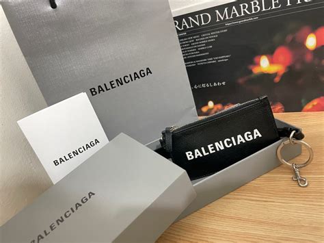 Balenciaga 巴黎世家 小牛皮 掛頸卡包 （可放零錢）｜popchill 拍拍圈