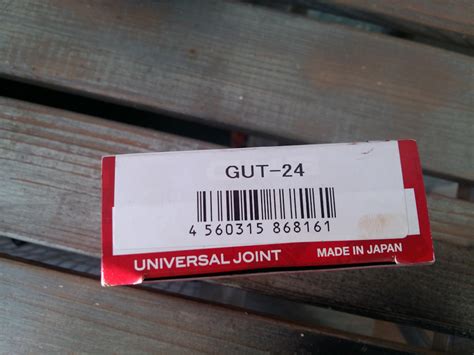 Крестовина кардана. — Toyota Mark II Qualis, 2,5 л, 1997 года ...