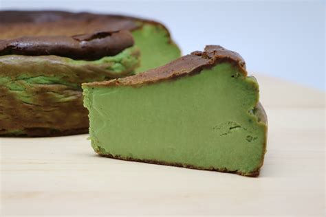 Matcha Burnt Cheesecake - Kuali