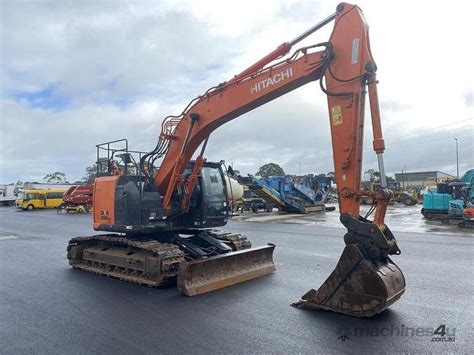 Used Hitachi Zx Uslc B Excavator In Listed On Machines U