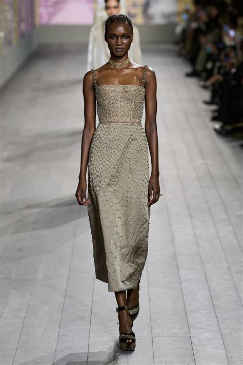 bar jackets goddess dresses  sporty touches defined maria grazia