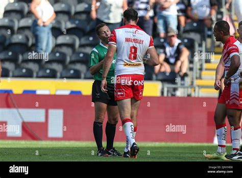 Referee Ben Thaler Speaks To Alex Walmsley 8 Of St Helens Stock Photo