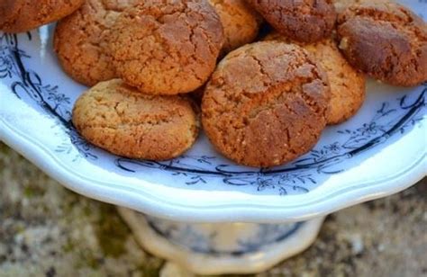 Pepernoten Les Petits Biscuits Hollandais De La Saint Nicolas