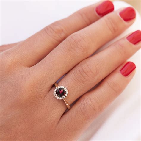 Garnet and Diamond Ring in Rose Gold | KLENOTA