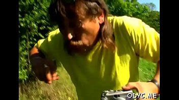 La rubia de atractivo sexual Helga disfruta de la acción sexual XVIDEOS