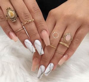 Pretty Nude Coffin Nails That Anyone Can Pull Off Stayglam
