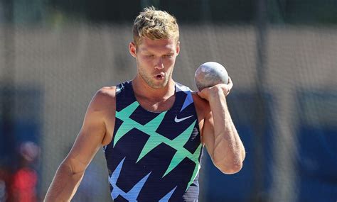 Tokyo Kevin Mayer Se Qualifie Et S Enl Ve Une Norme Pression