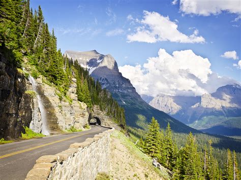 15 Best Road Trips in the U.S. To Take This Year