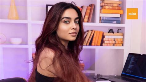 Phd Dropout Zara Dar Joins Onlyfans Engineer Earns Crore Pays