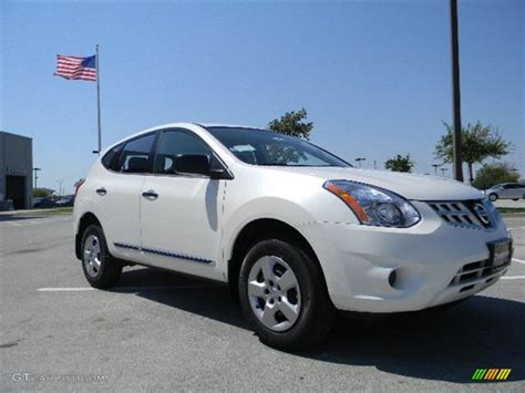 Pearl White Nissan Rogue S Photo Gtcarlot Car