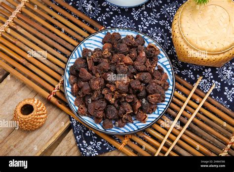 Longan Meat Hi Res Stock Photography And Images Alamy