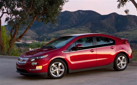 Hank Graff Chevrolet Bay City Chevy Volt Gets Price Cut