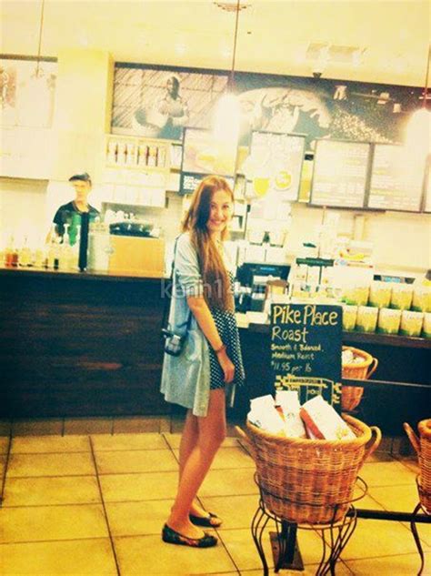 Hot Girl H Lade C Ng Khai Ng I Y