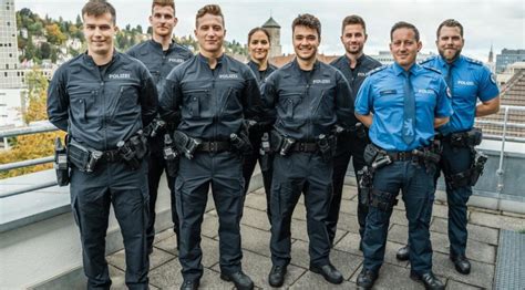 Stadtpolizei St Gallen Eine Aspirantin und fünf Aspiranten beginnen