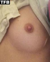 Tamsin Egerton Sexy Poses Showcasing Her Nude Tits In A Selfie Aznude