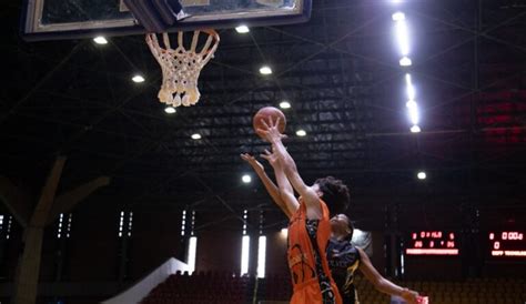 Fim De Semana Em Mogi Das Cruzes Ter Partidas De Basquete Kickboxing