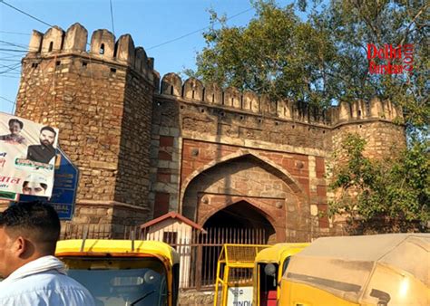 Razia Sultan Tomb Asaf Ali Road Delhi Darshan Agra Bus Car Tour