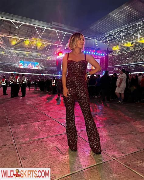 Renee Paquette Reneepaquette Nude Instagram Leaked Photo 217