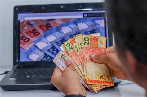 4 empregos para você trabalhar de casa e ganhar R 50 00 por hora