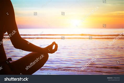 118,463 Silhouette Wellness Health Images, Stock Photos & Vectors ...