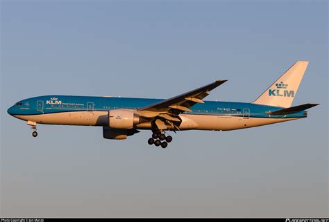 PH BQE KLM Royal Dutch Airlines Boeing 777 206ER Photo By Jon Marzo