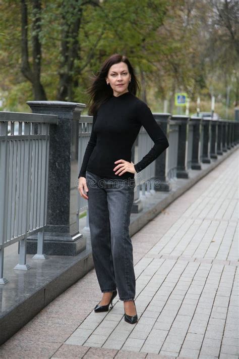 Pretty Brunette Mature Woman Stock Photos Free Royalty Free Stock Photos From Dreamstime