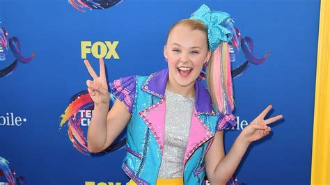 Everything You Should Know About Jojo Siwa The Dance Moms Alum