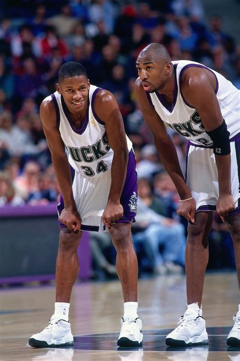 Vin Baker's NBA Career In Photos Photo Gallery | NBA.com