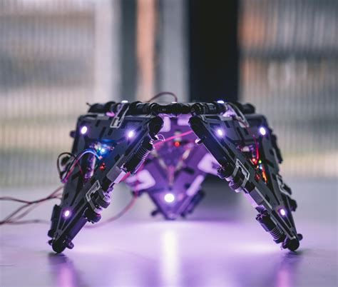 Automated robots could soon replace humans in flagger jobs 1