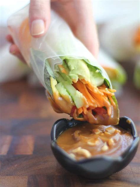 Vietnamese Summer Rolls with Hoisin Peanut Dipping Sauce